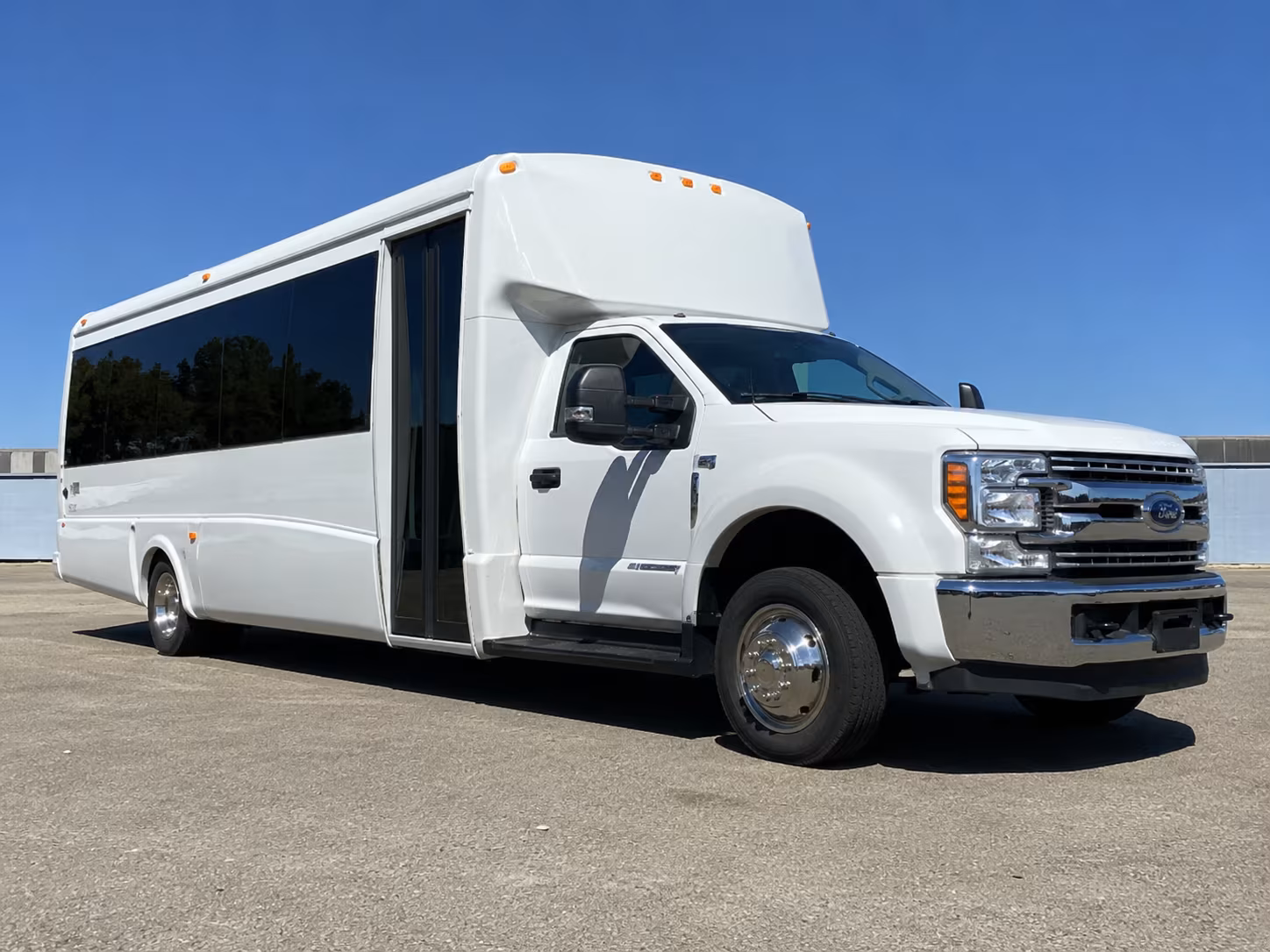 fill out one form and find lake norman wine tour buses from kannapolis