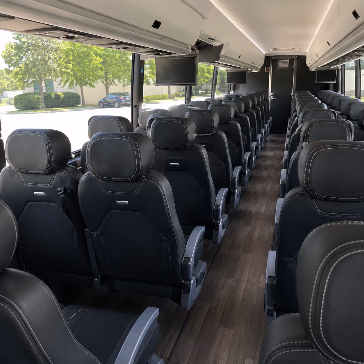 huntersville school bus rentals for field trips and class outings