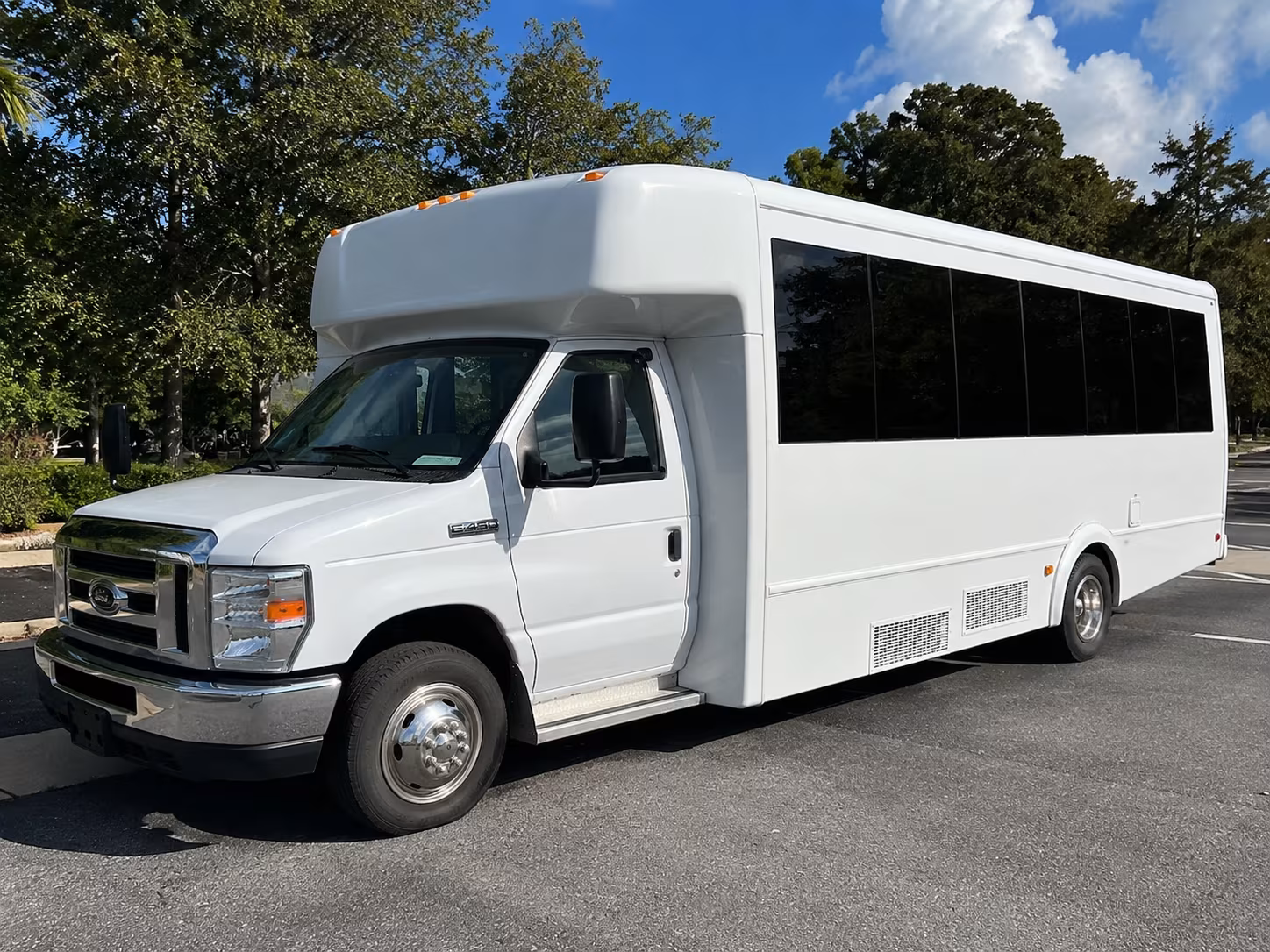 kannapolis concert party bus rental